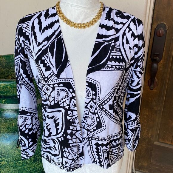 Chicos size 1 cardigan with ruched sleeves - Picture 1 of 6